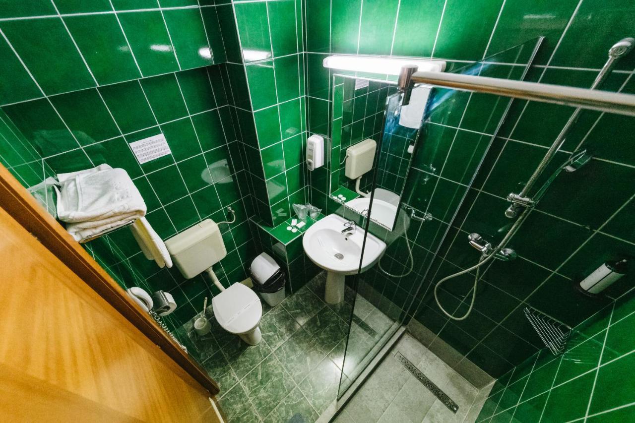 Hotel Condor مامايا المظهر الخارجي الصورة