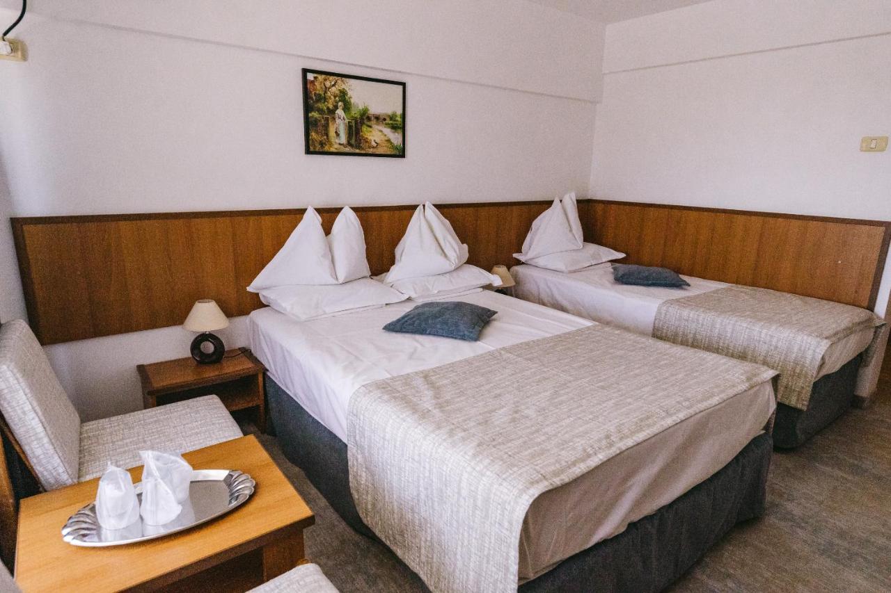 Hotel Condor مامايا المظهر الخارجي الصورة
