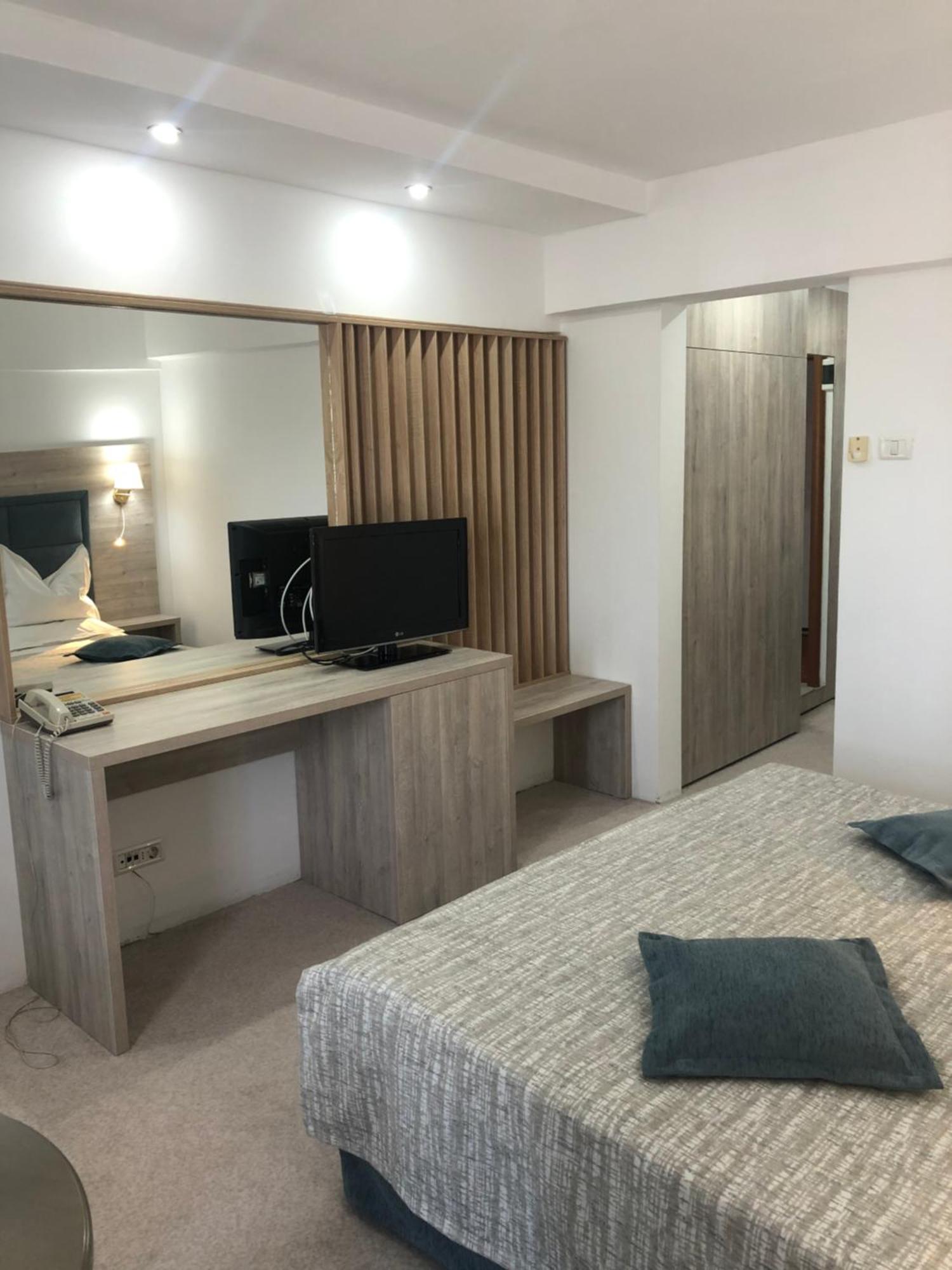 Hotel Condor مامايا المظهر الخارجي الصورة