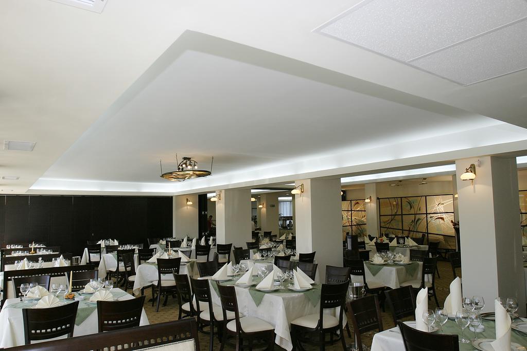 Hotel Condor مامايا المظهر الخارجي الصورة